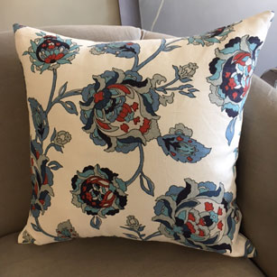 Wellesley Pillow