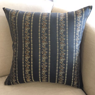 Lenox Pillow
