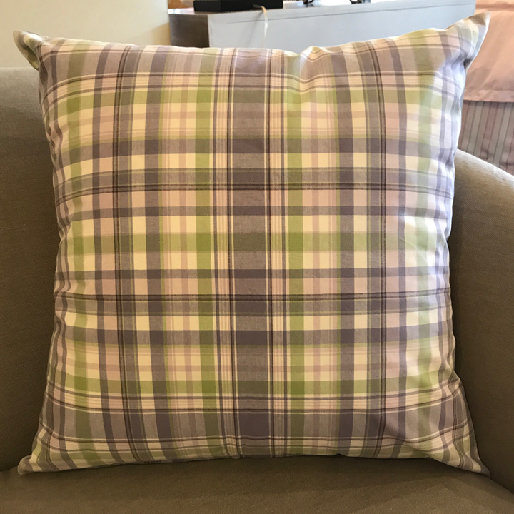 Isla Pillow