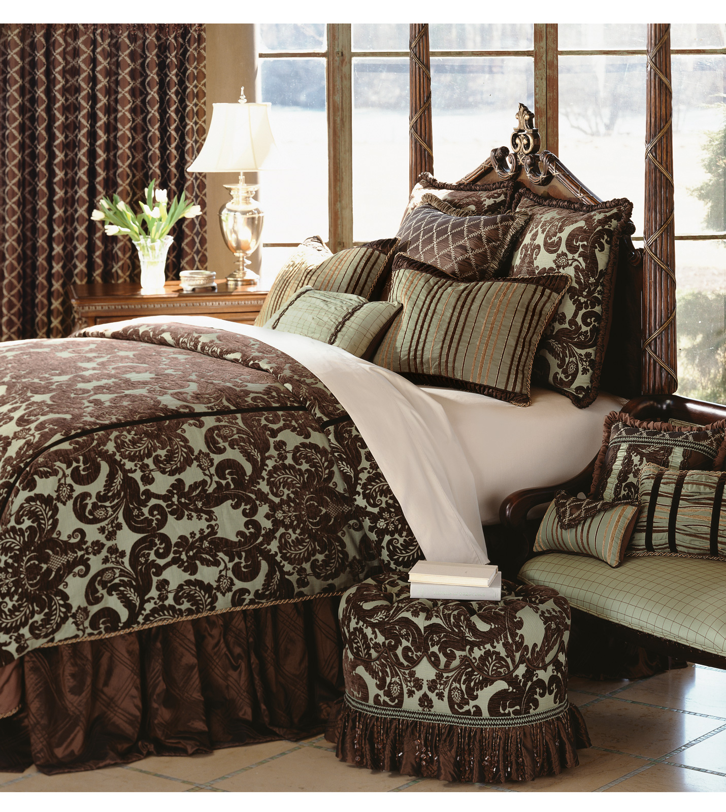 Luxury Bedding by Eastern Accents - Cadbury Collection