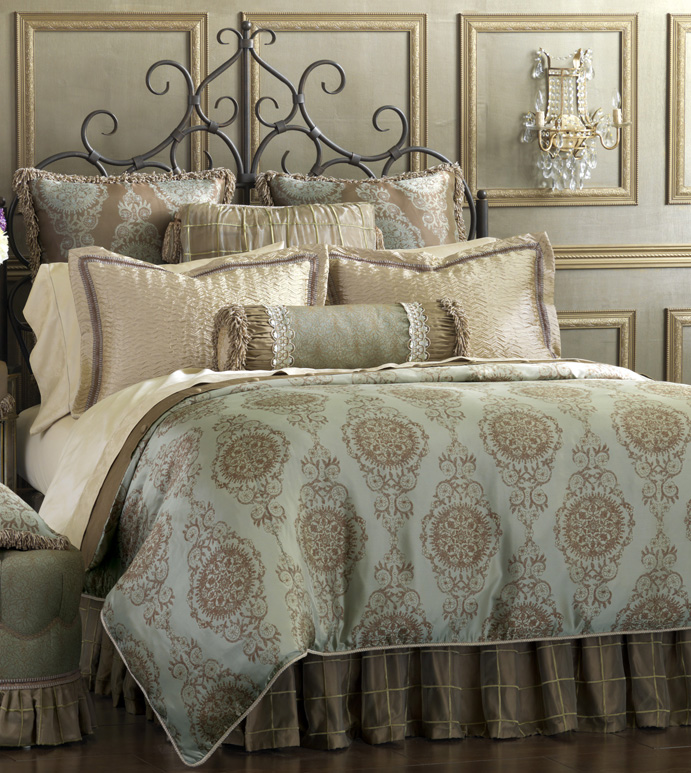 Luxury Bedding by Eastern Accents MARBELLA BEDSET