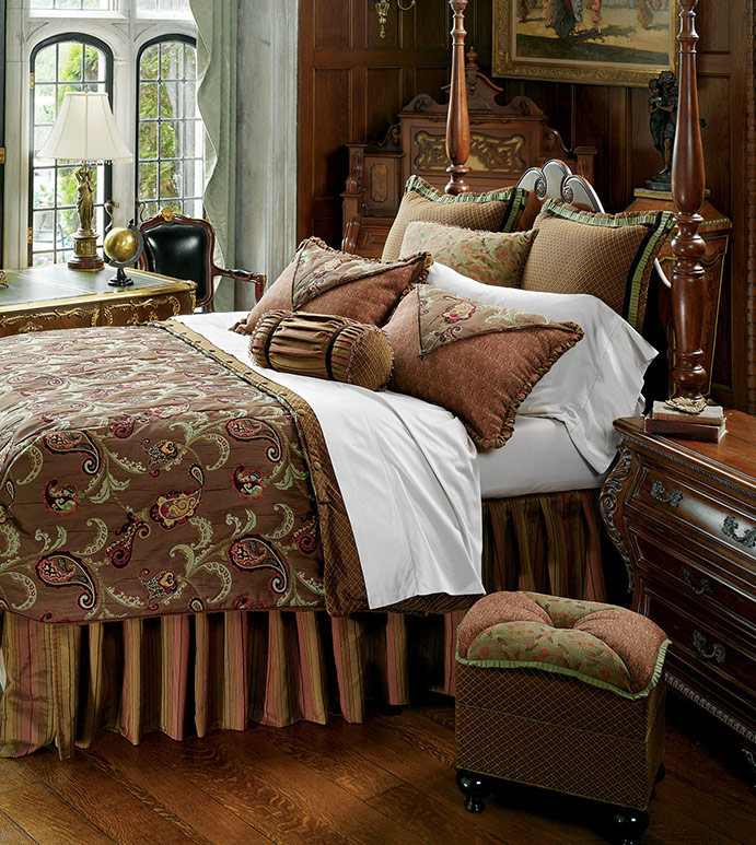 Luxury Bedding by Eastern Accents AMELIE BEDSET