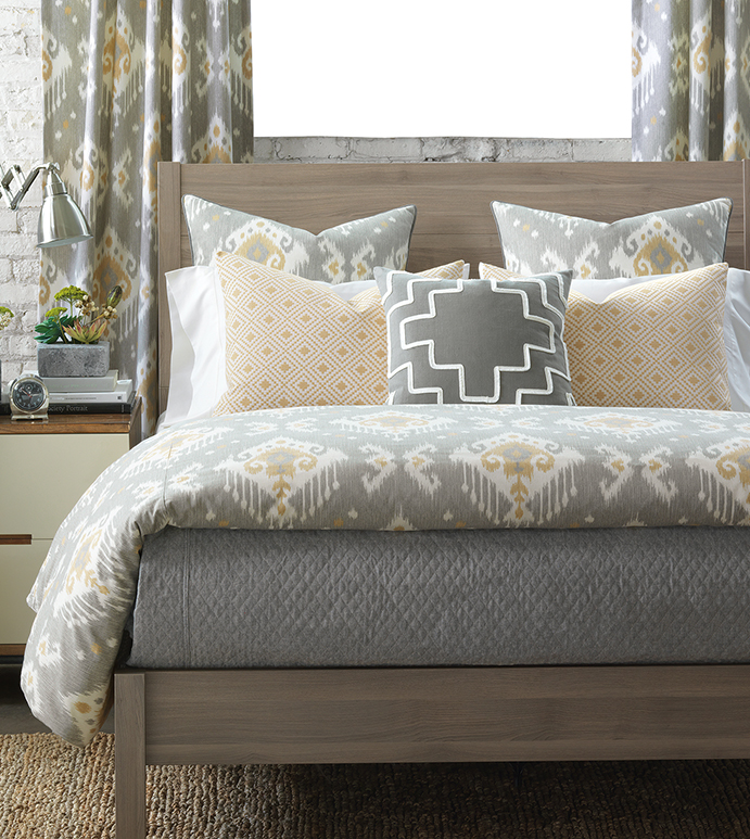 Niche Luxury Bedding by Eastern Accents Downey Collection