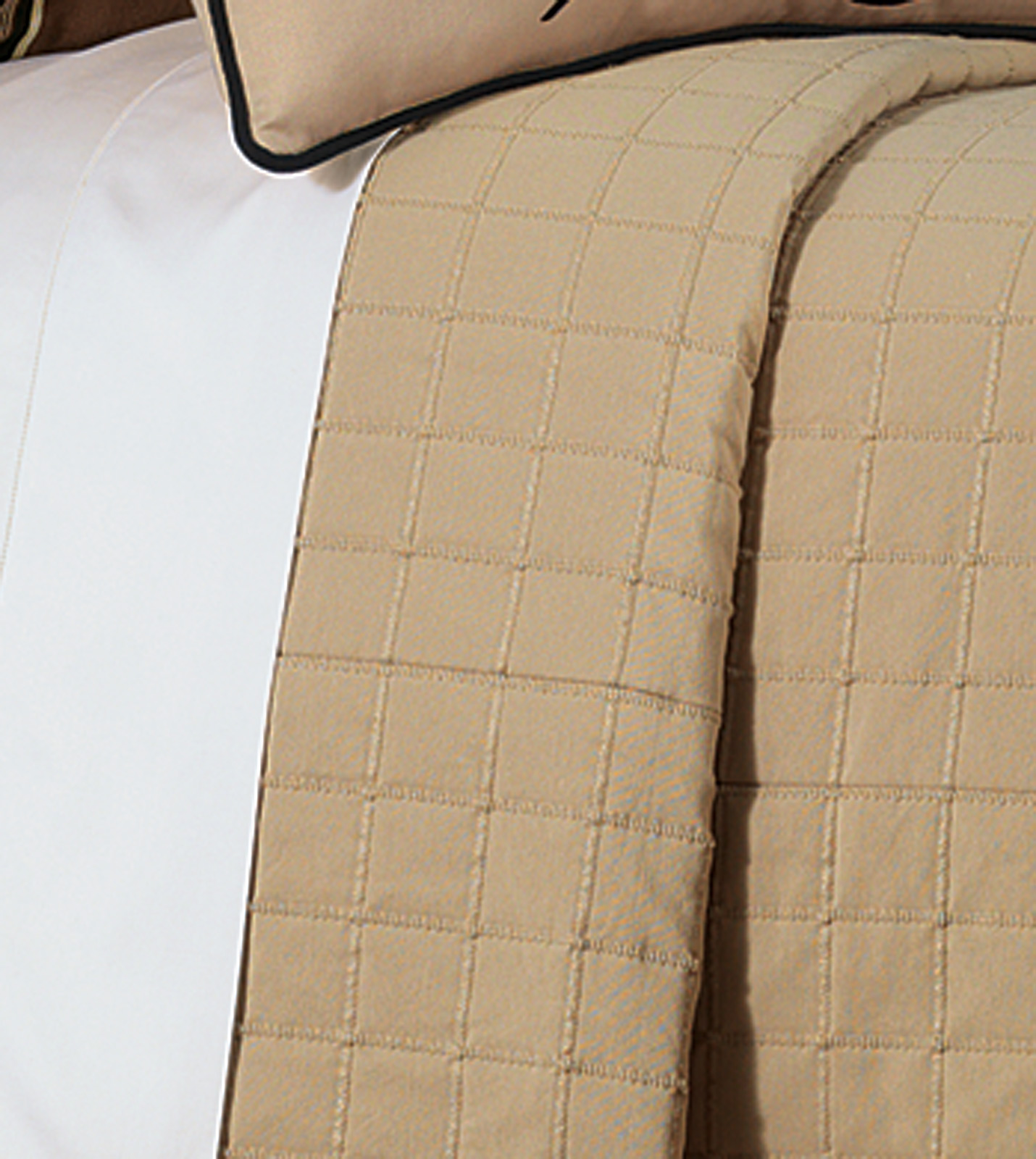 Luxury Bedding by Eastern Accents QUARTERBACK KHAKI COVERLET