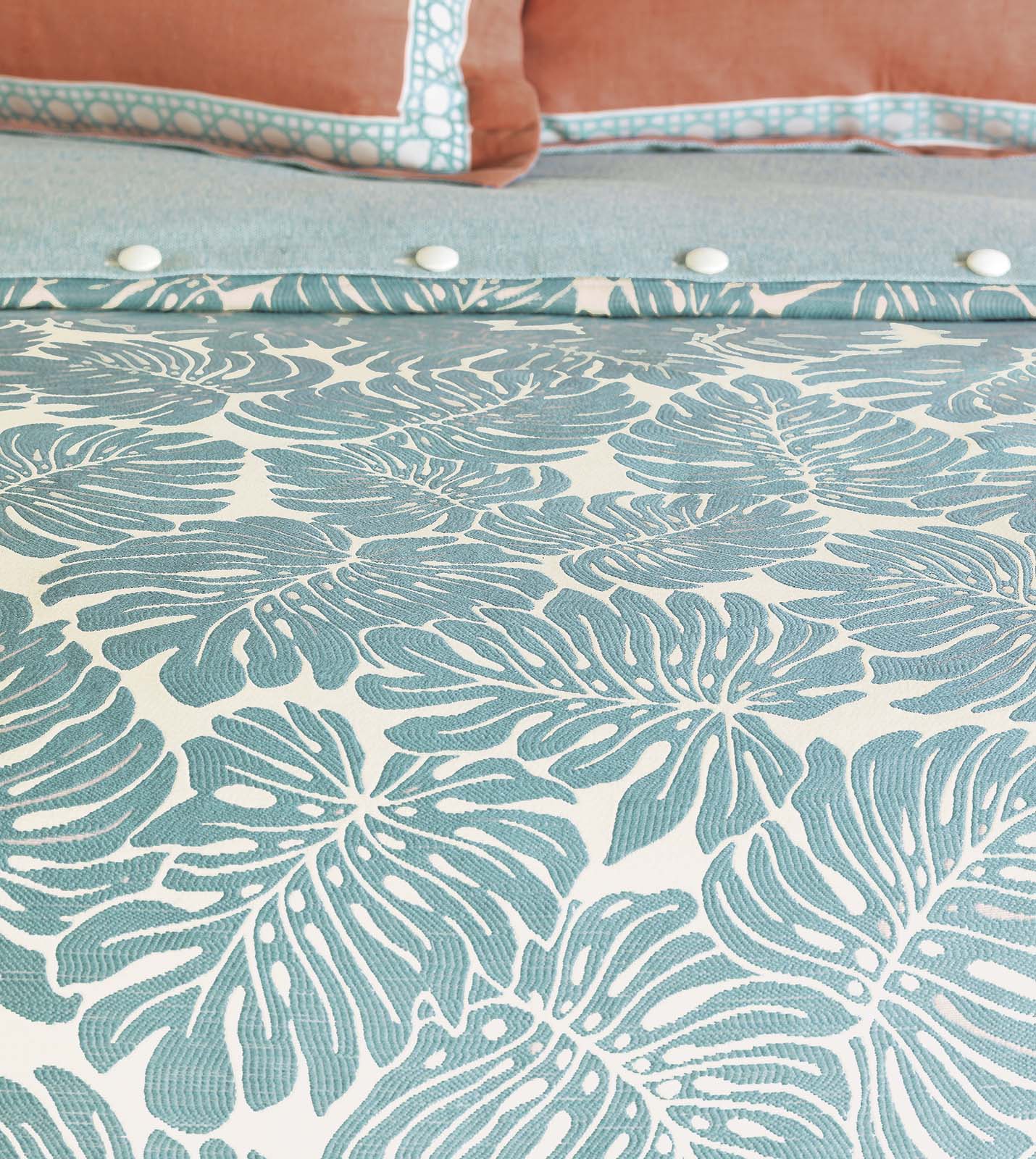 Luxury Bedding by Eastern Accents CAPRI DUVET COVER