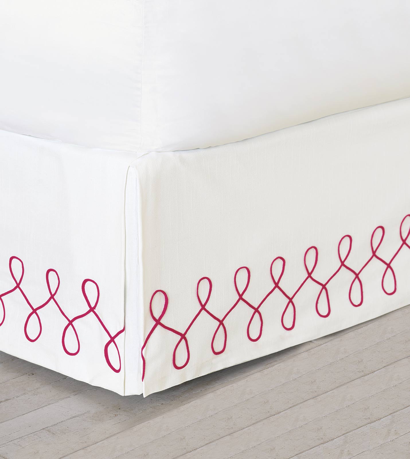 Luxury Bedding by Eastern Accents Baldwin White Bed Skirt