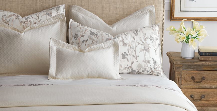 De Medici Fine Linen By Eastern Accents Welcome And Thank You For Your Interest In De Medici Italian Fine Linens Our Sheets Cases Duvet Covers Shams Bed Skirts Are Constructed Of The