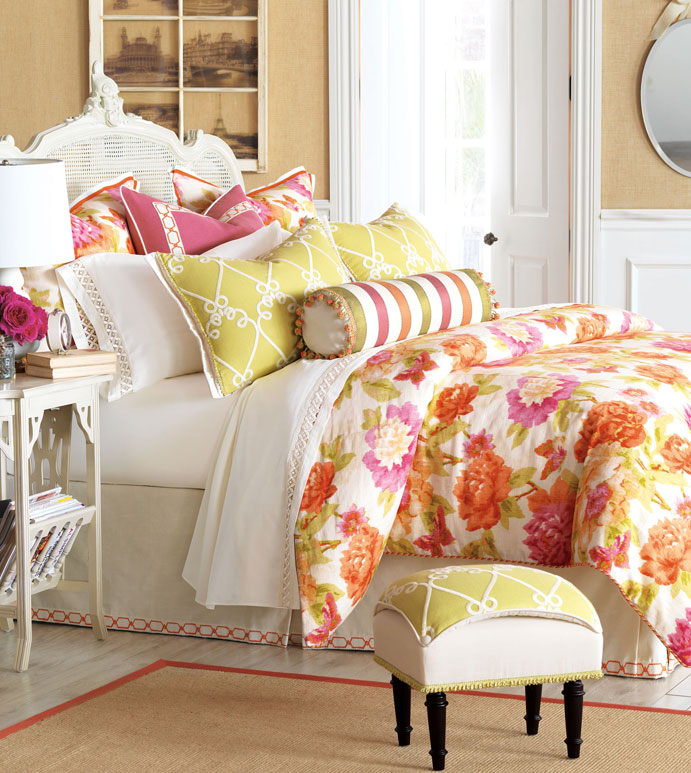 Caroline Bedset - ECLECTIC FLORAL BEDSET,ECLECTIC BEDSET,BRIGHT FLORAL BEDSET,ORANGE AND PINK,PINK AND ORANGE,TRANSITIONAL,FEMININE FLORAL BEDSET,TWEEN ROOM BEDDING,TEEN GIRLS BEDSET,LIME GREEN