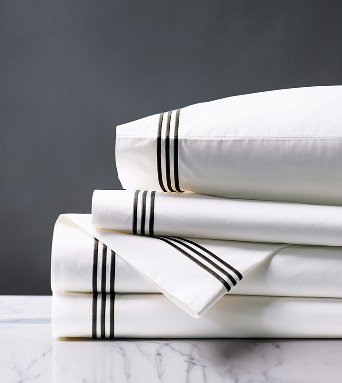 TESSA WHITE/BLACK SHEET SET