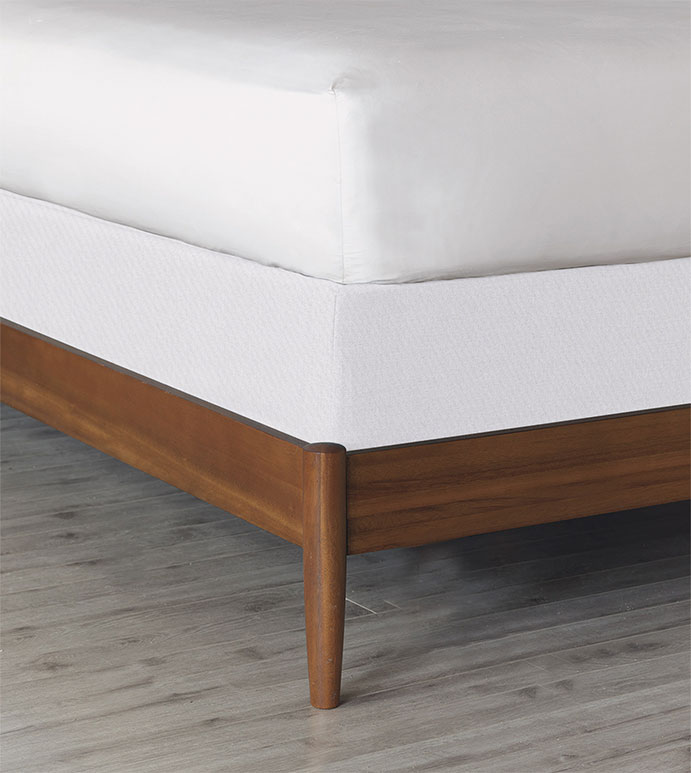 Essex Box Spring Cover - BOX SPRING COVER,WHITE,SOLID,CONTEMPORARY,TRANSITIONAL,BEDDING,ELASTIC,SNUG FIT,HIGH QUALITY FABRIC,COTTON,LUXURY,HOME DECOR,MODERN BEDDING,MATTRESS COVER,MODERN BEDDING,FITTED,