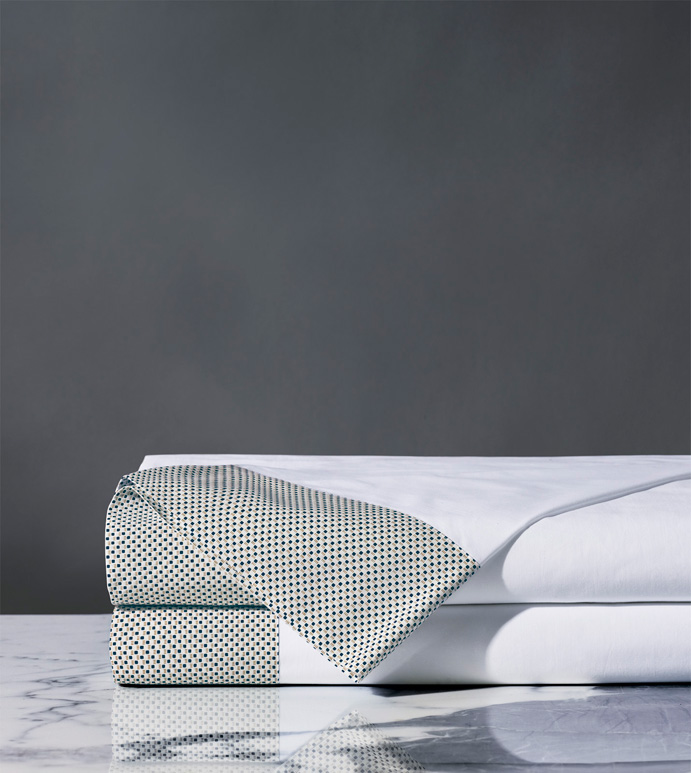 Kinsley Dotted Flat Sheet - thom filicia,fine linens,flat sheet,sheets,sheeting,flat sheet,fitted sheet,pillowcase,polka-dots,dotted,patterned,graphic,print,percale